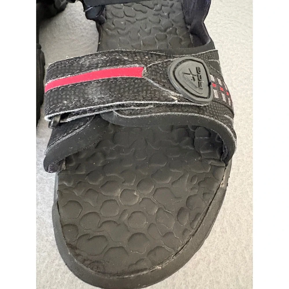 Nike ACG All-Trac Sandals Size 9 Black Red Hiking Outdoor Sport Gorpcore Trail